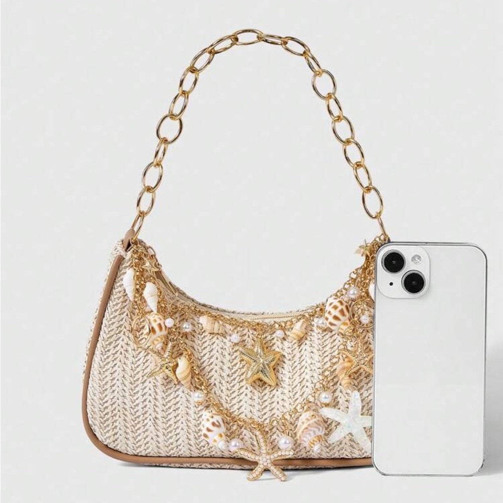 Starfish Boho Straw Shoulder Bag with Gold Chain and Shell Charms - Picture 4 of 6